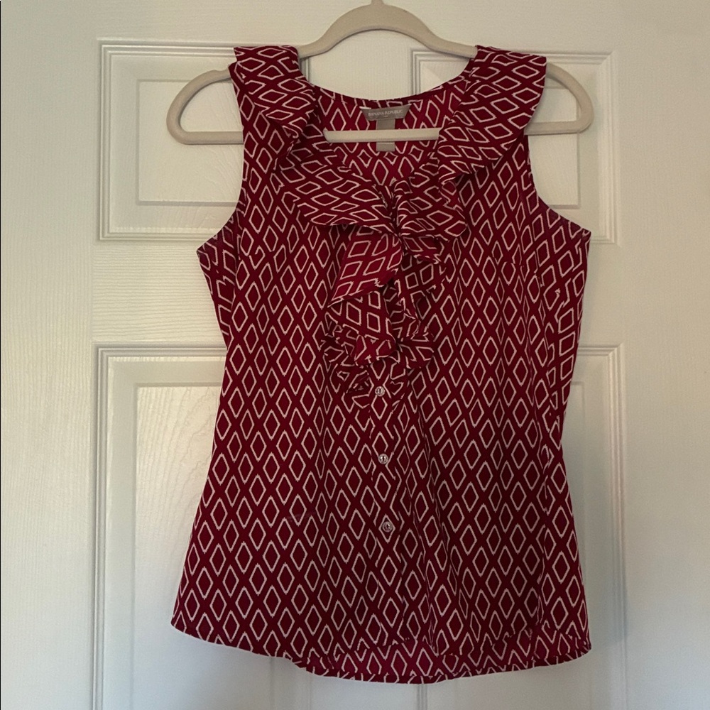 Banana Republic Red Ruffle Geometric Top M🤍❤️